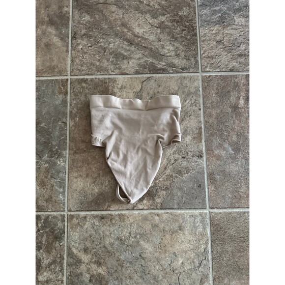 Skims Seamless Sculpt Mid Waist Thong Clay Size Small - Picture 1 of 5